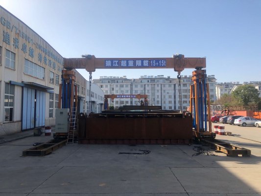 門式起重機(jī)