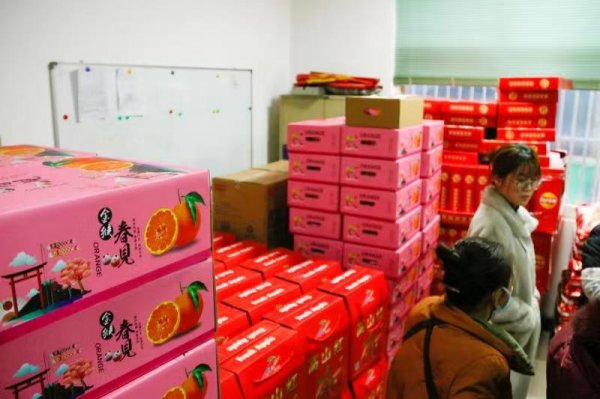 春節(jié)將至，靖起起重機廠家給大家發(fā)福利嘍！