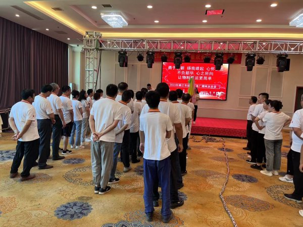 靖起廠家開(kāi)展活動(dòng)，增強(qiáng)團(tuán)隊(duì)合作意識(shí)！