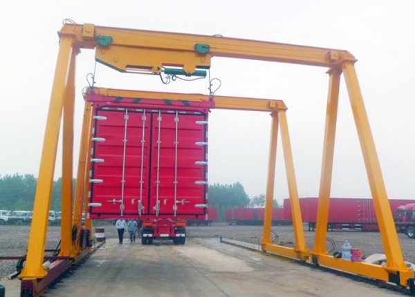 集裝箱龍門(mén)吊的五大特點(diǎn)，一起來(lái)了解下吧！