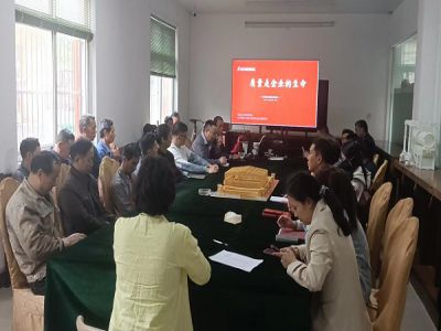 不斷提升產(chǎn)品質量，做高質量的起重機！