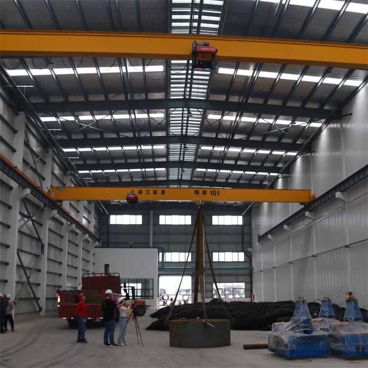 歐式起重機(jī)有著怎樣吸引人的特點(diǎn)及功能？