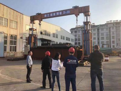 液壓龍門吊的優(yōu)勢特點(diǎn)多！